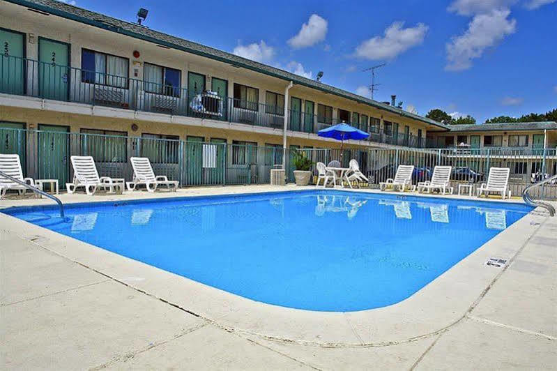 6 Lafayette, La I-10&i-49 N Hotel Lafayette